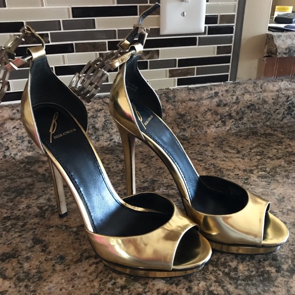 BRIAN ATWOOD - Picture 4 of 8